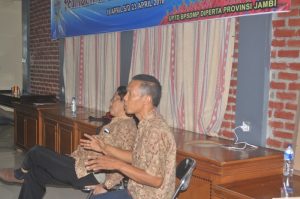 9KK_0884